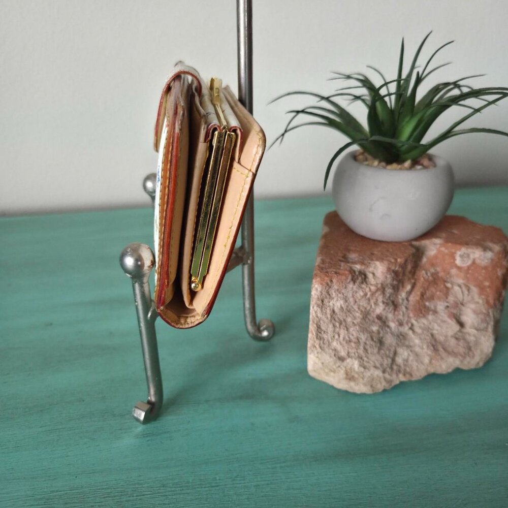 Louis Vuitton Murakami kiss lock wallet - Picture 2 of 8